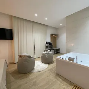 Luxury - 5 Stars - With A Jacuzzi 70's Trapani
